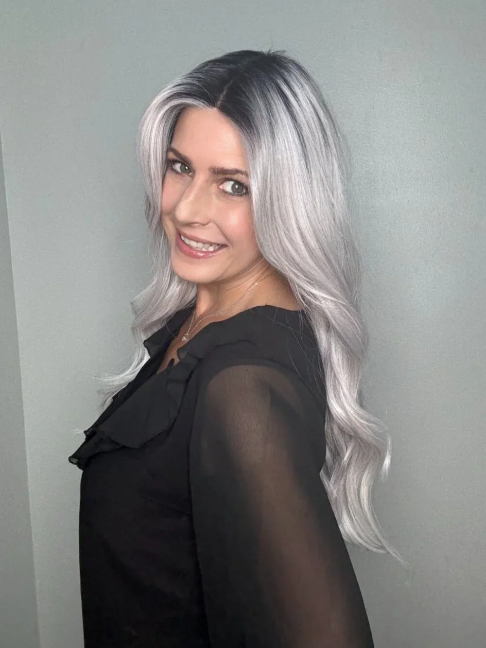 Queue The Hue Raquel Welch in Grey/Lavendar